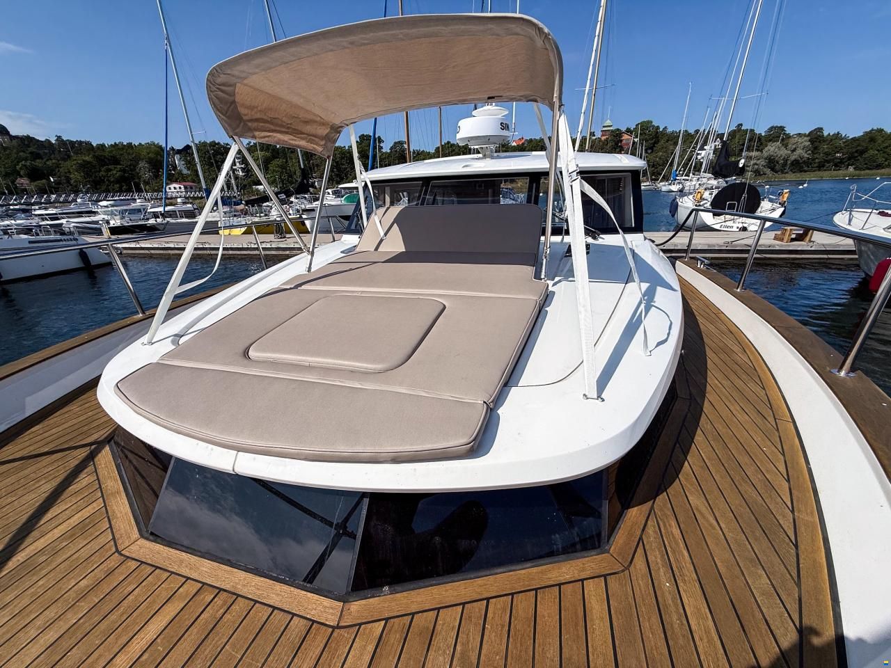 Greenline 40 Hybrid