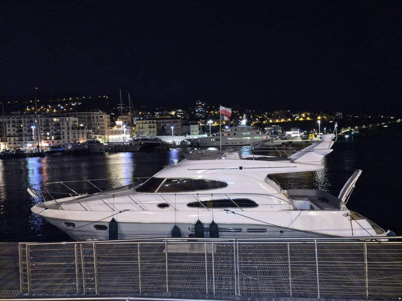 Sealine T47