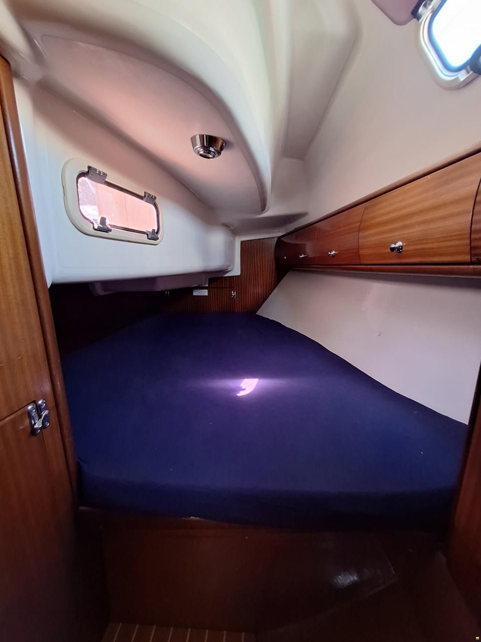 Bavaria 32