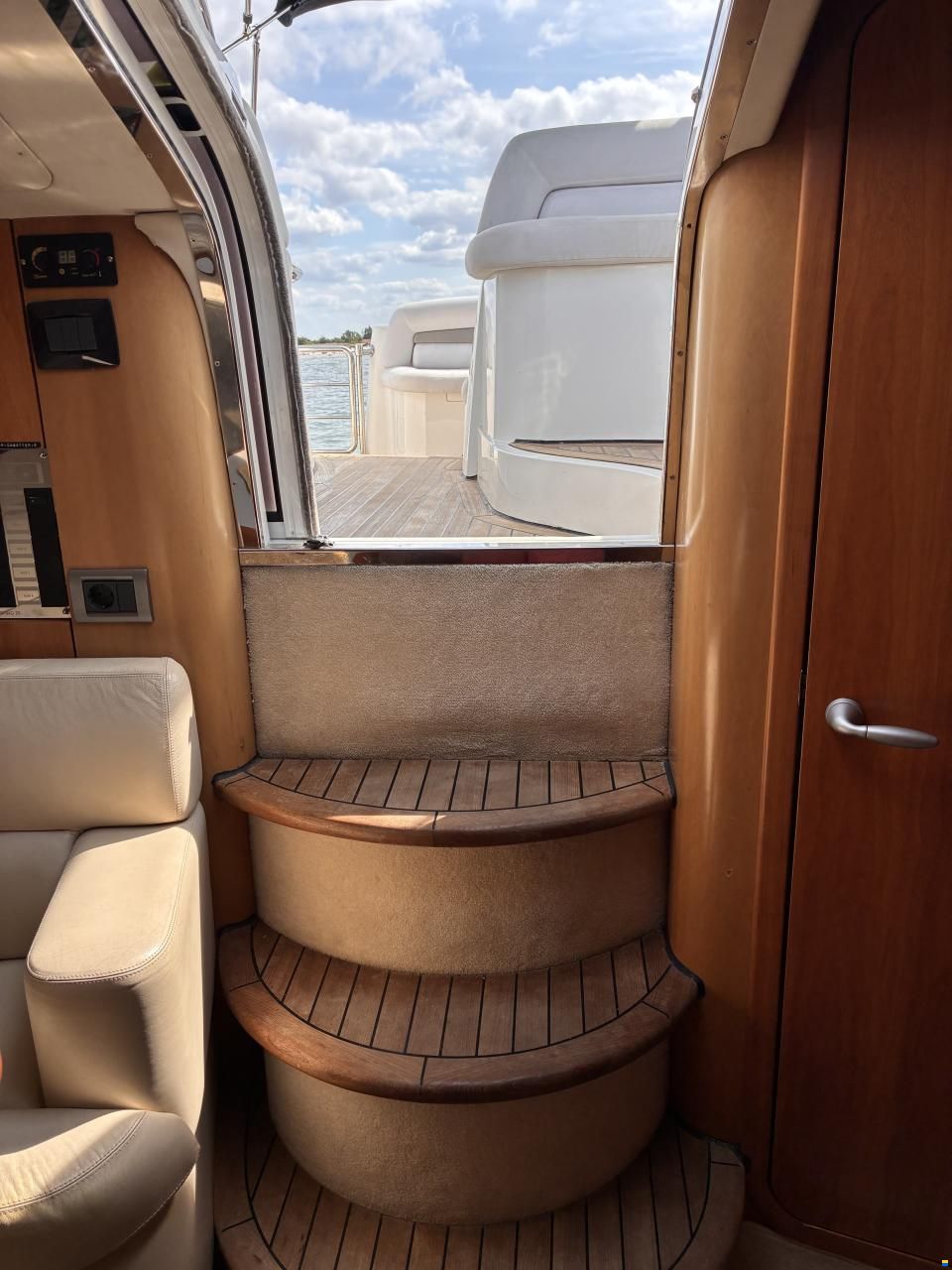Sunseeker Portofino 35