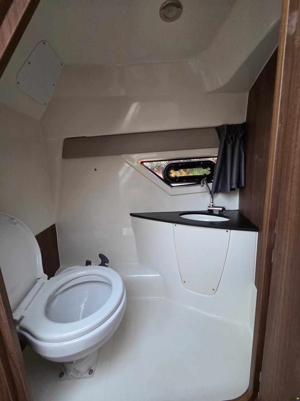 Quicksilver Activ 805 Cruiser