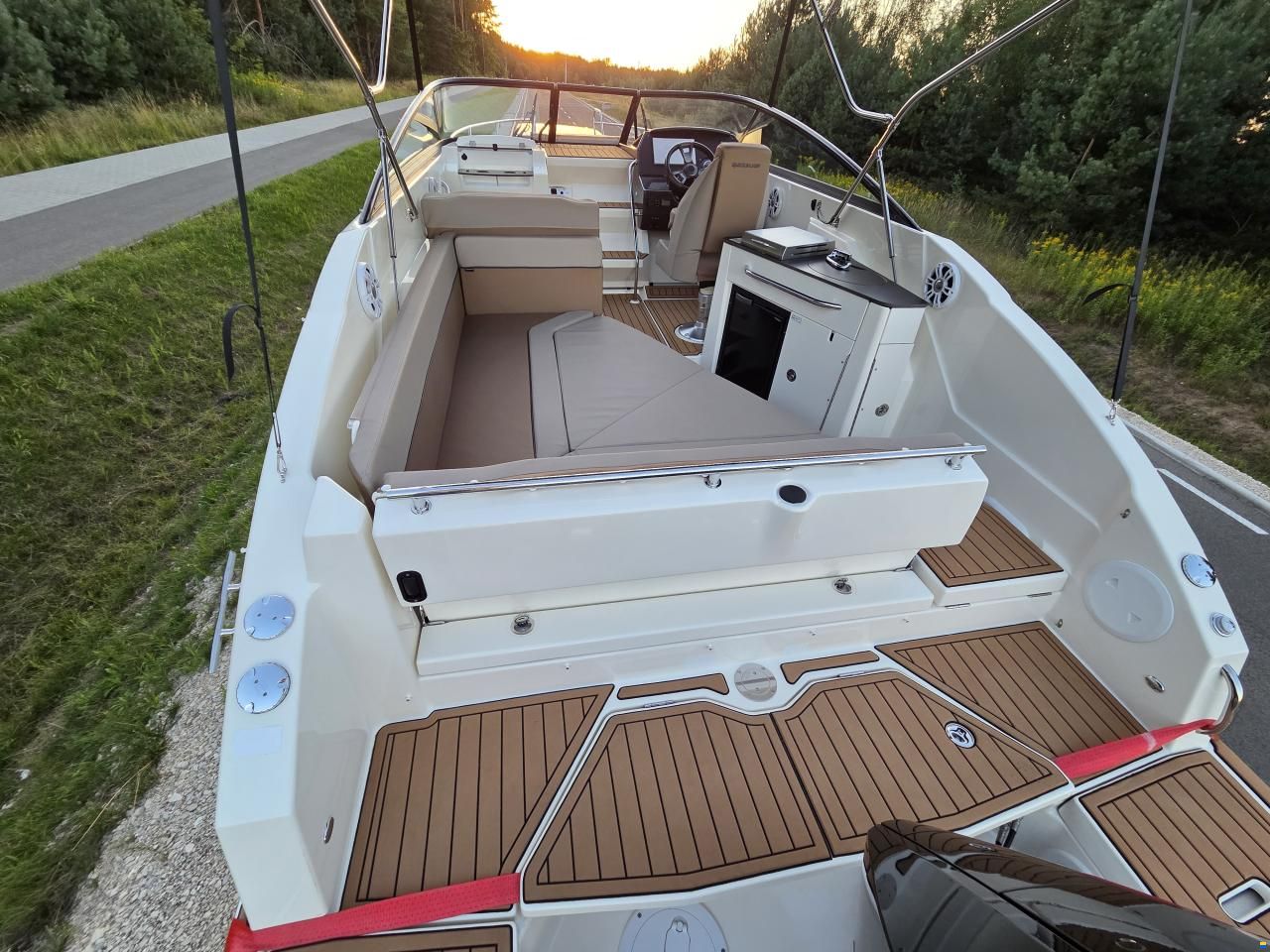 Quicksilver Activ 805 Cruiser