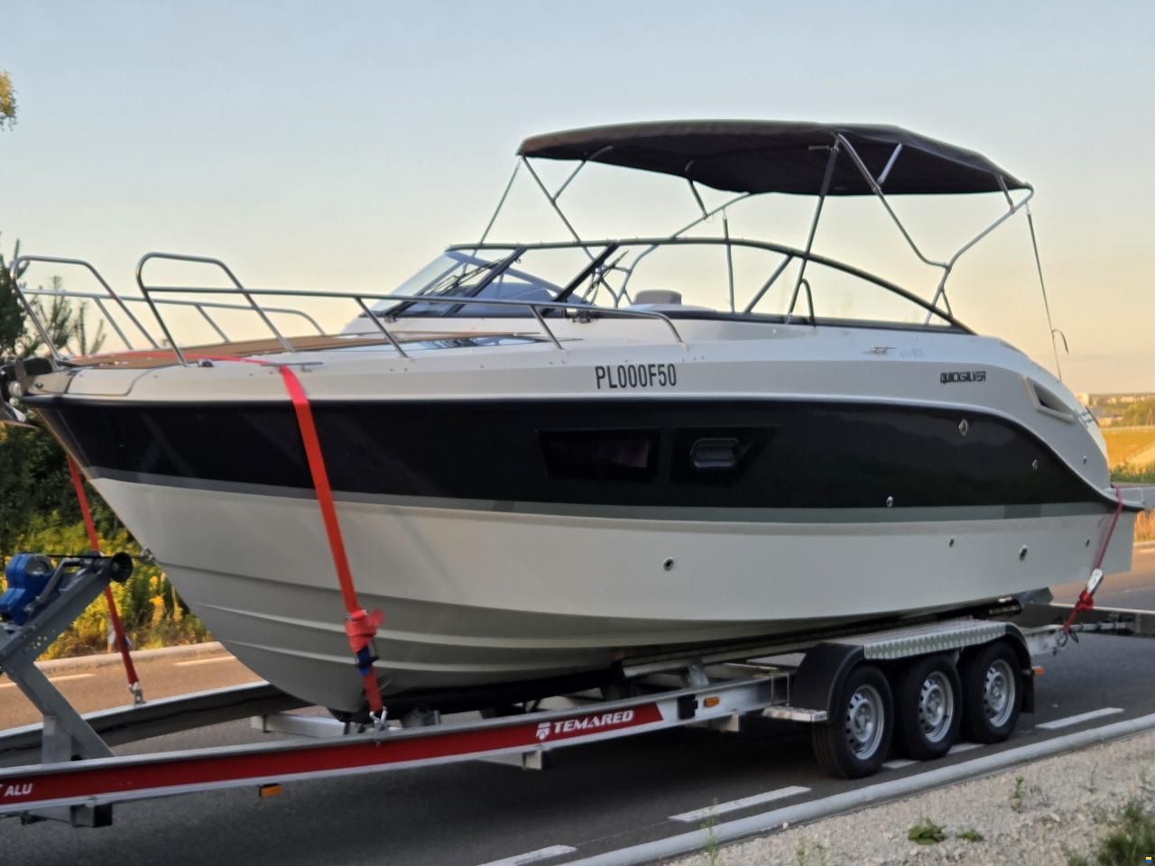 Quicksilver Activ 805 Cruiser