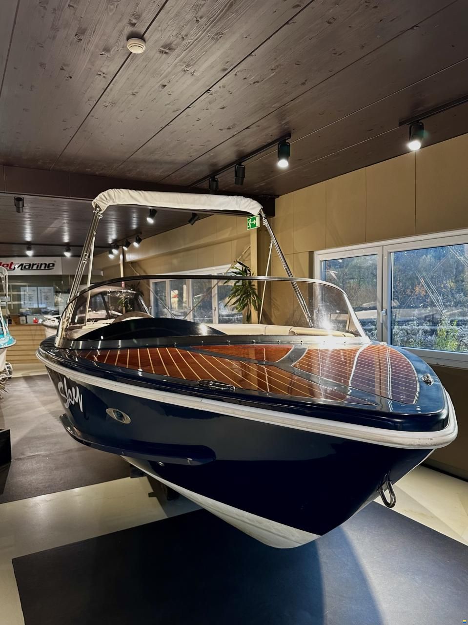 JetMarine Schiffswerft GmbH 670