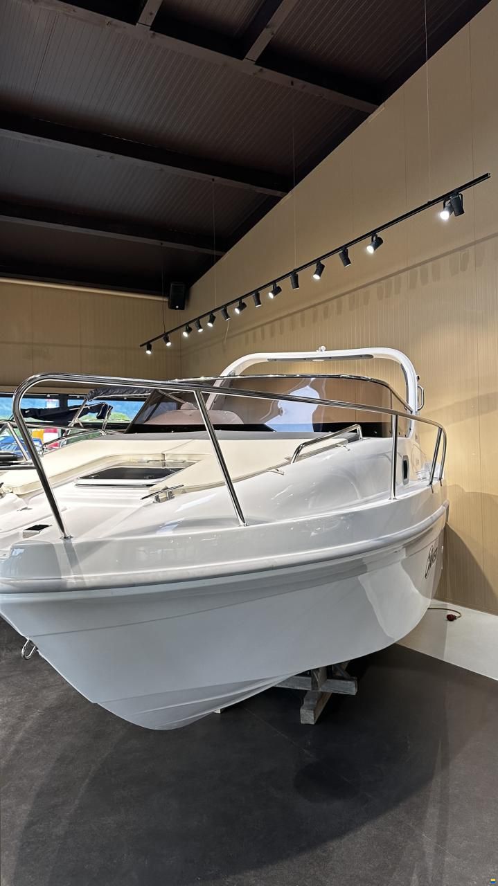 Saver 650 Cabin
