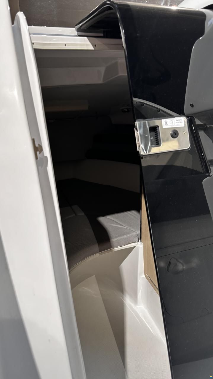 Saver 650 Cabin