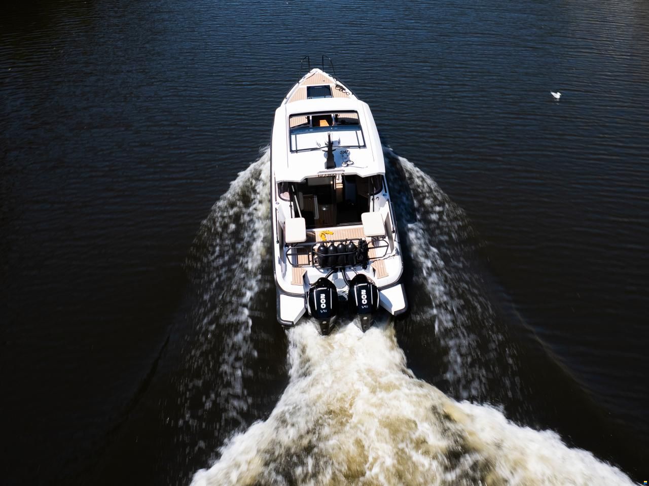 XO Boats EXPLR 10 SPORT+
