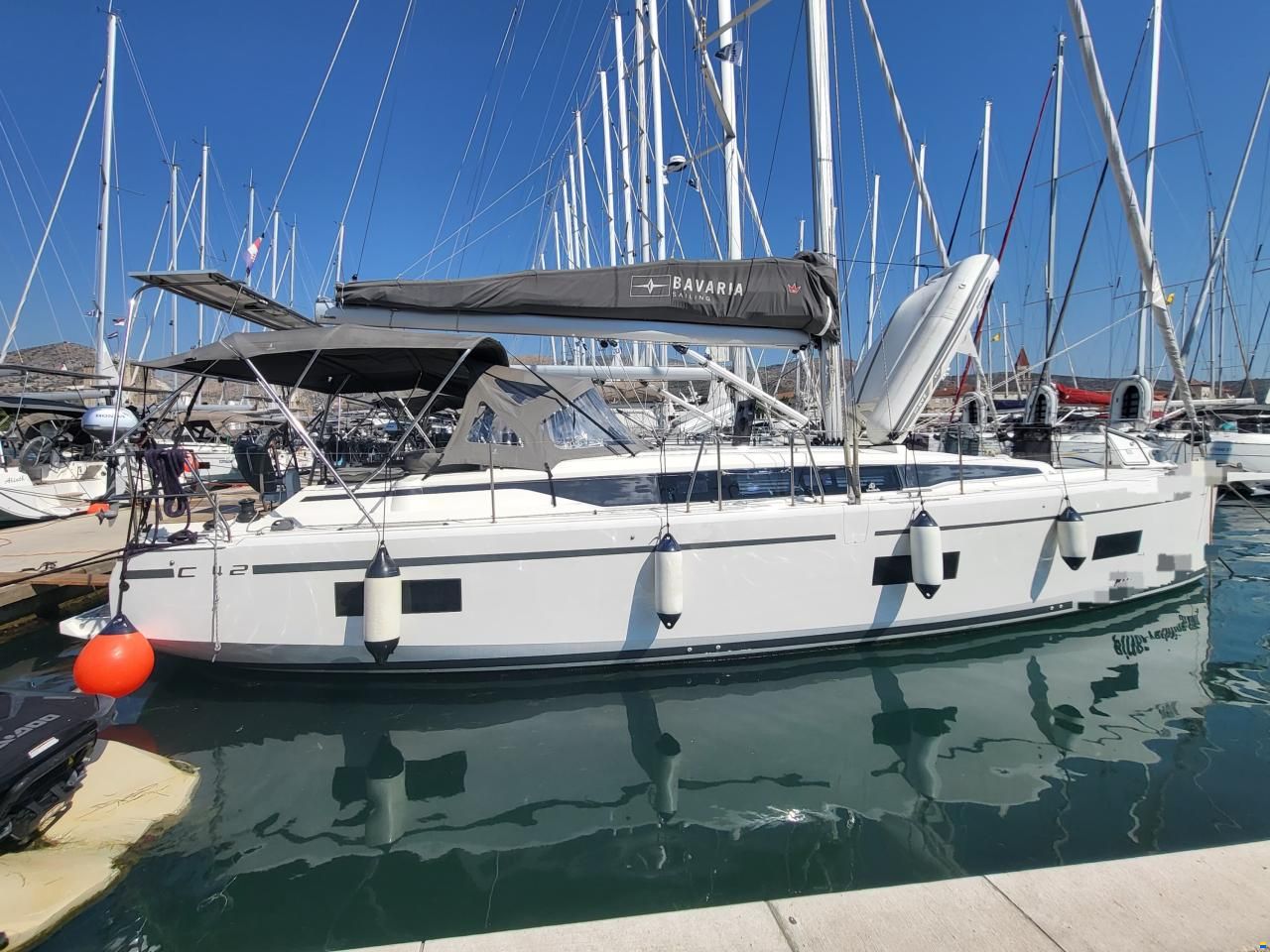 Bavaria C42