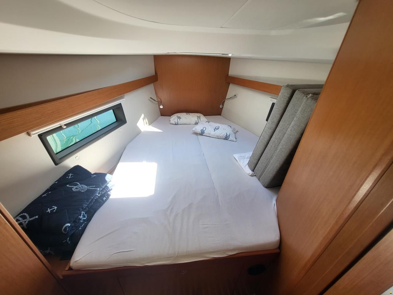 Bavaria C42