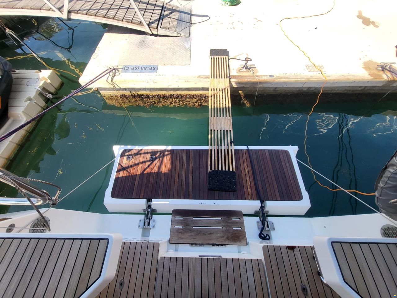 Bavaria C42