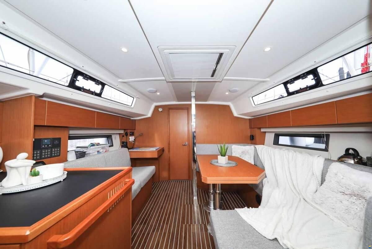 Bavaria C42