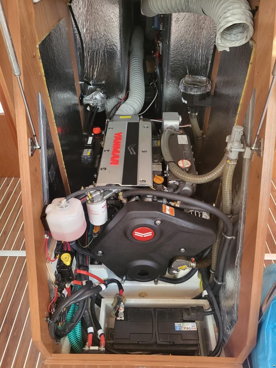 Bavaria C42
