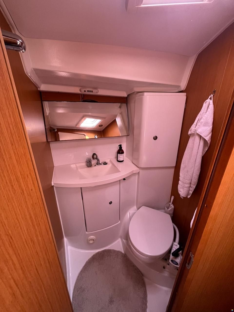 Jeanneau Sun Odyssey 42DS MK II 2011