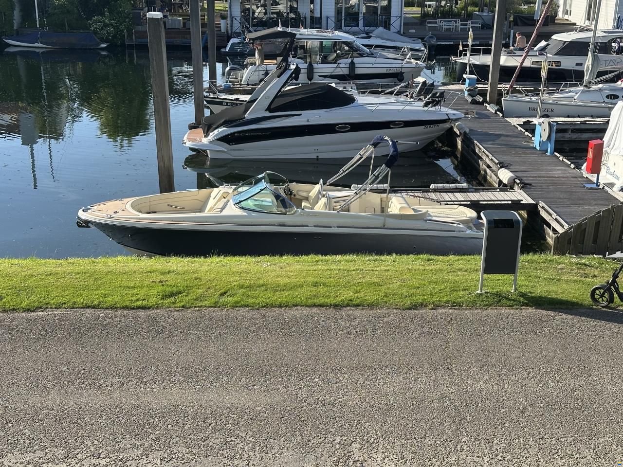 Chris Craft 28 GT
