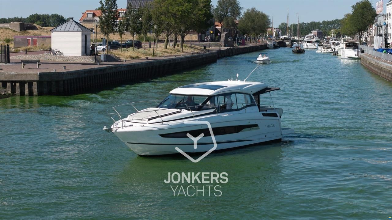 Jeanneau NC 37