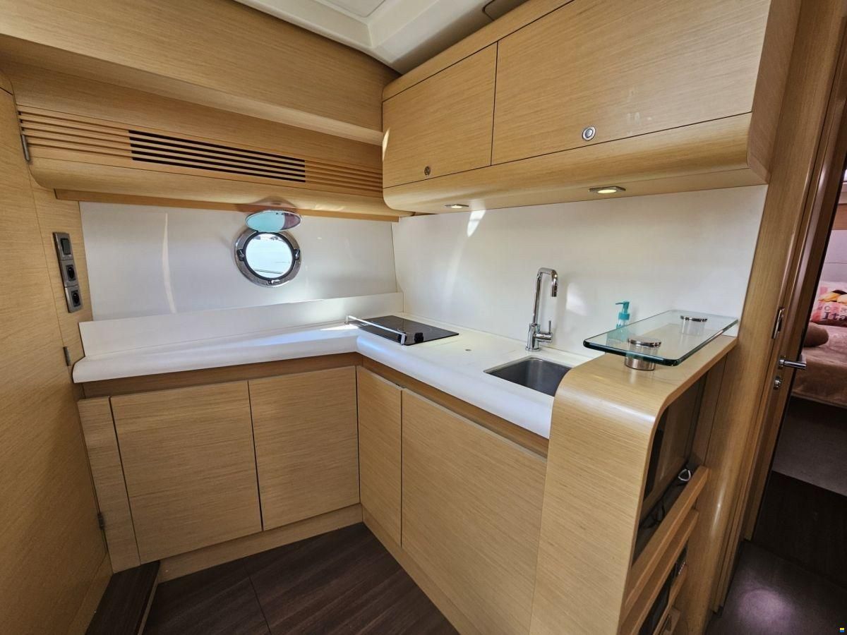 Beneteau Granturismo 44