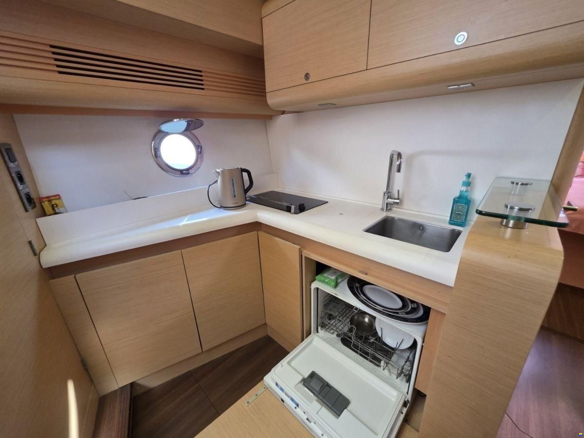 Beneteau Granturismo 44