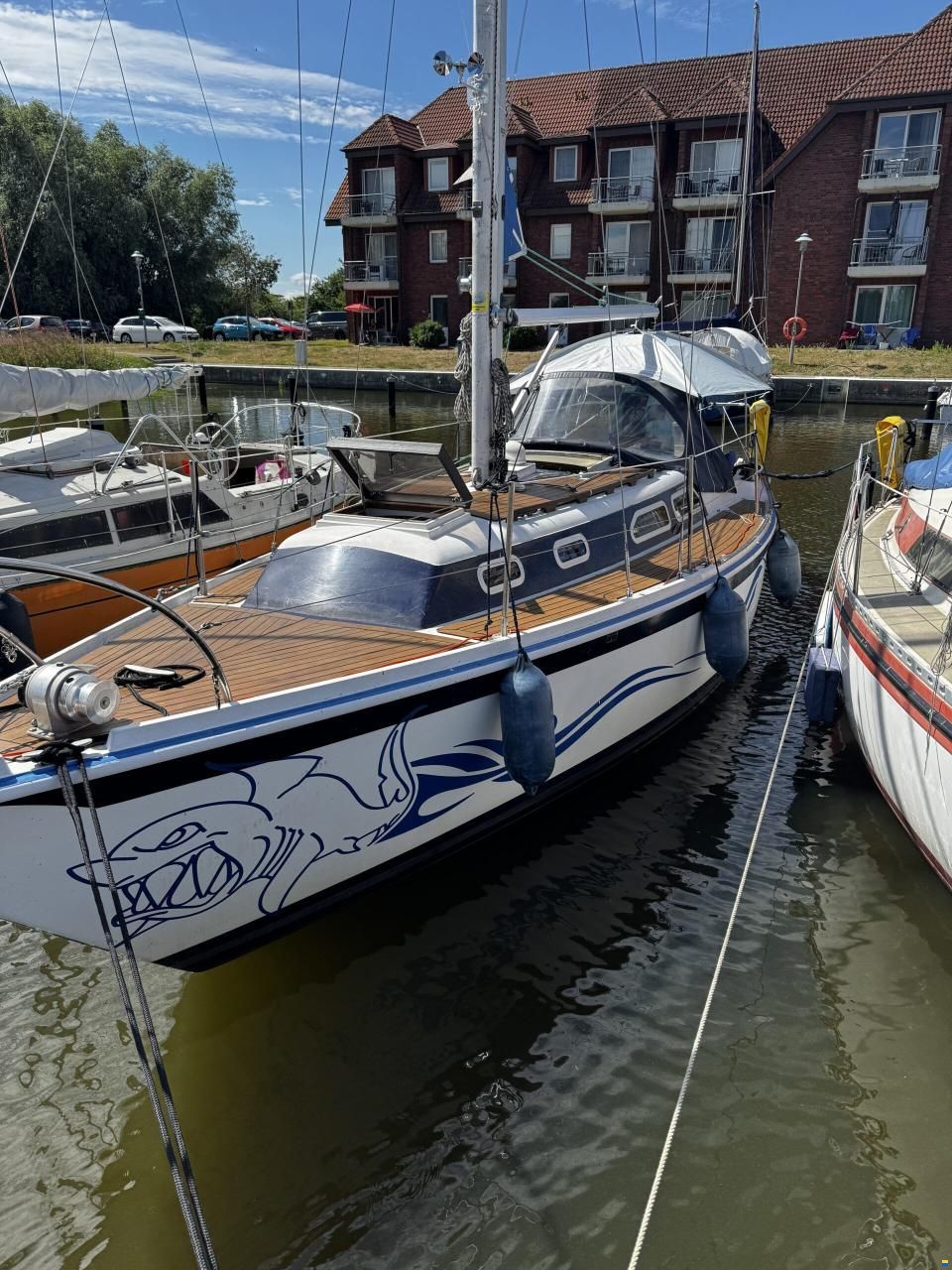 Ericson 29
