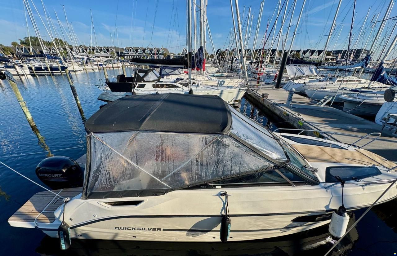 Quicksilver Activ 755 Cruiser