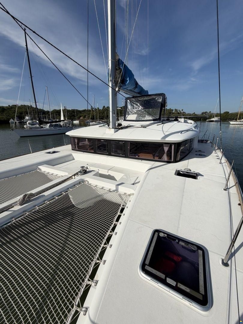 Lagoon 450F