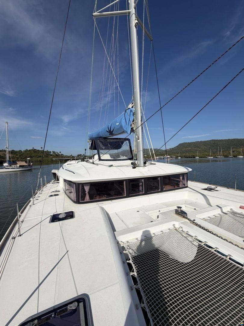 Lagoon 450F