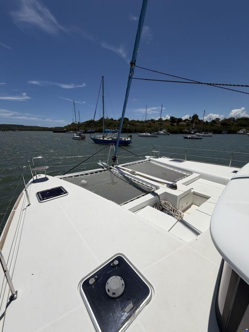 Lagoon 450F