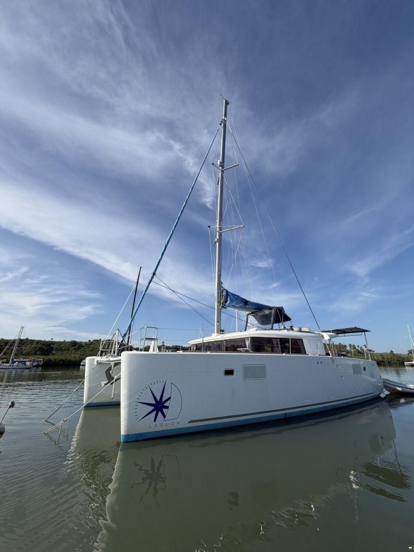 Lagoon 450F