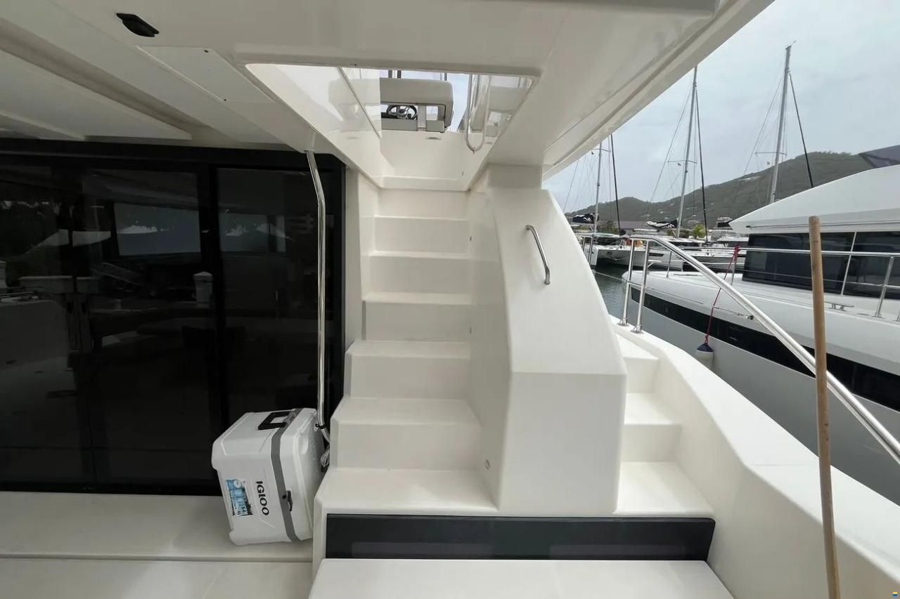 Leopard 46 Powercat