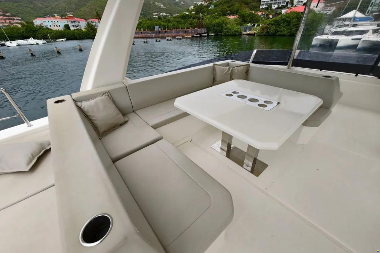 Leopard 46 Powercat