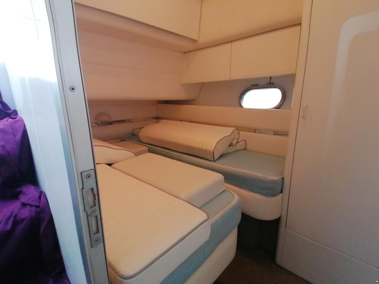 Mochi Craft Fly Bridge 46