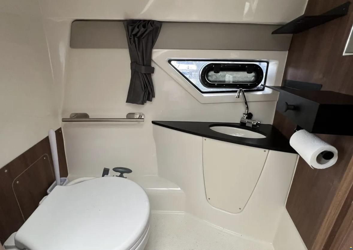 Quicksilver Activ 805 Cruiser