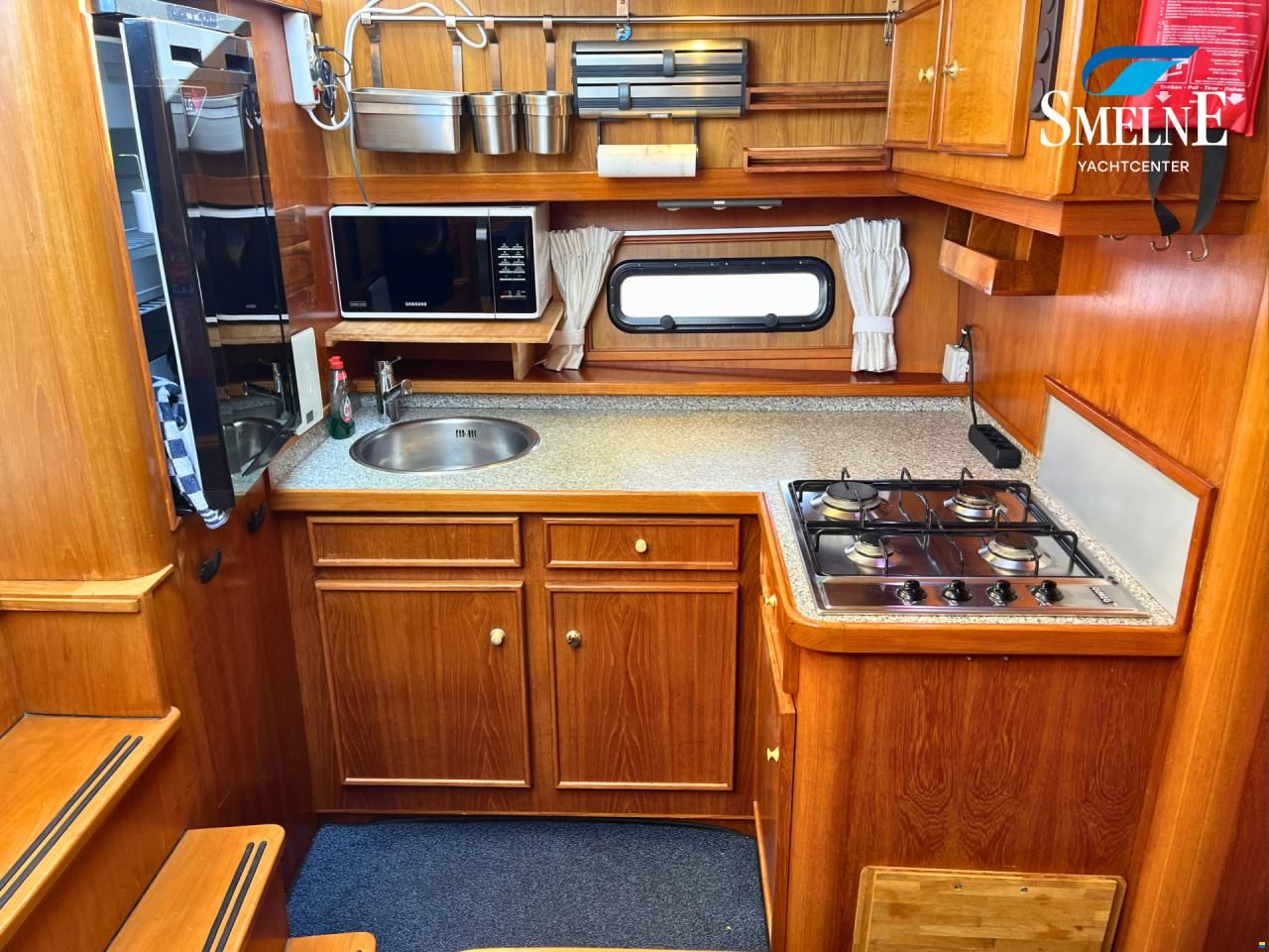 Roukema Explorer 44