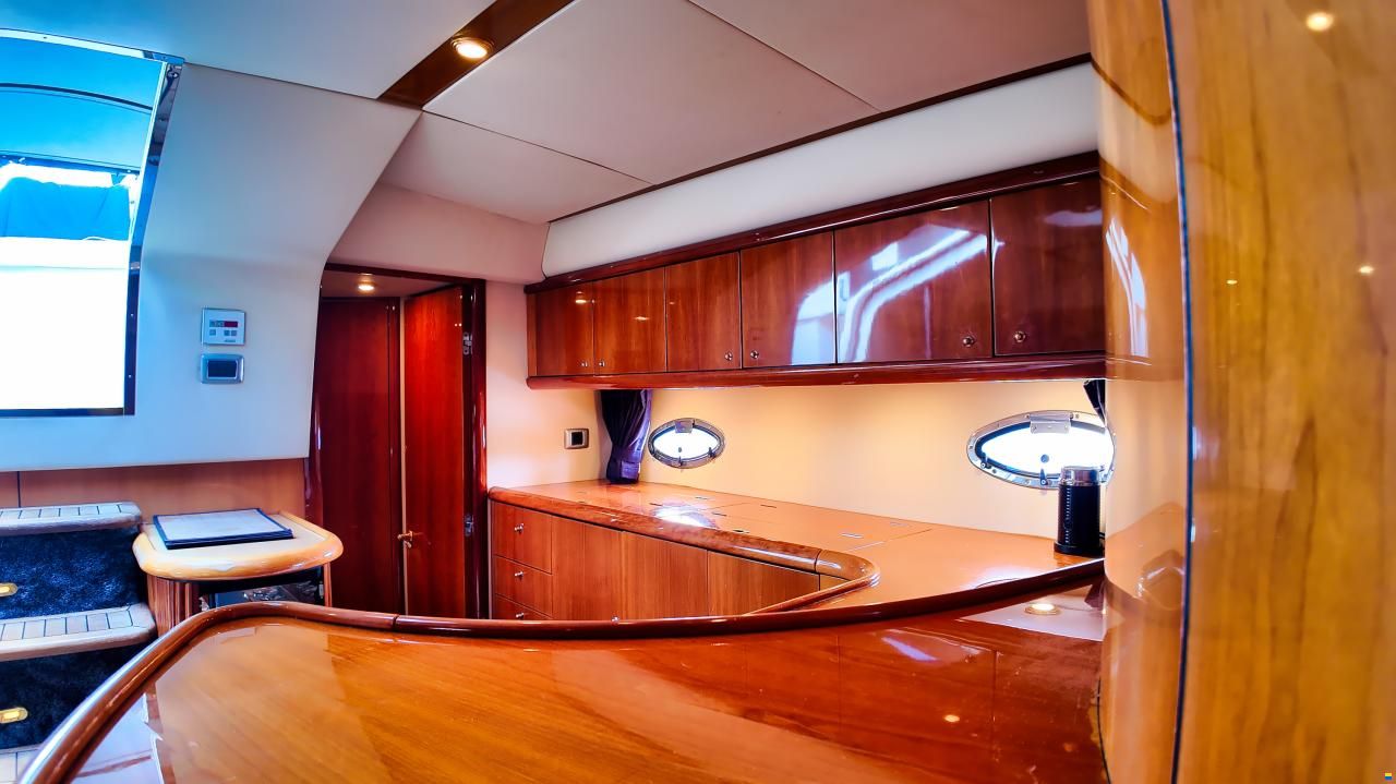 Sunseeker Camargue 50