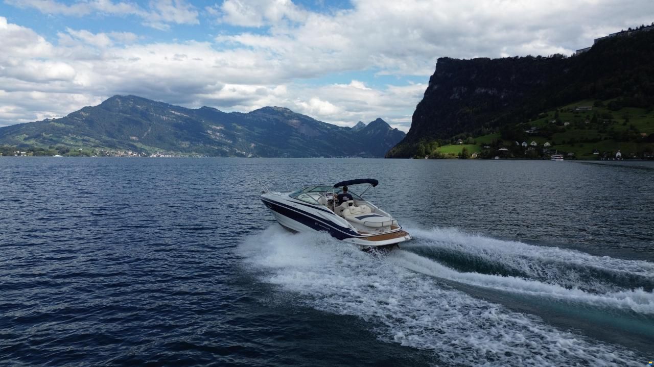 Crownline 255