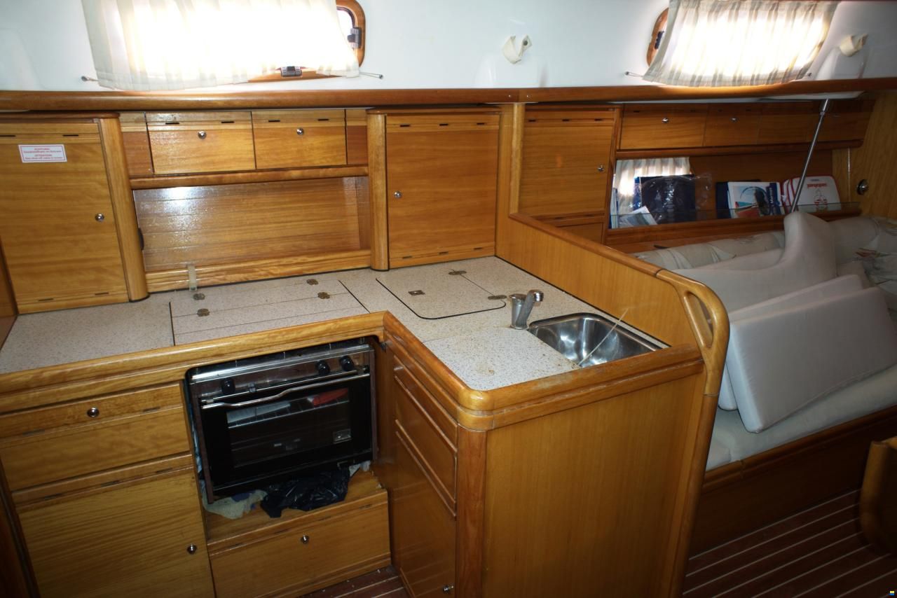 Bavaria 37 CRUISER