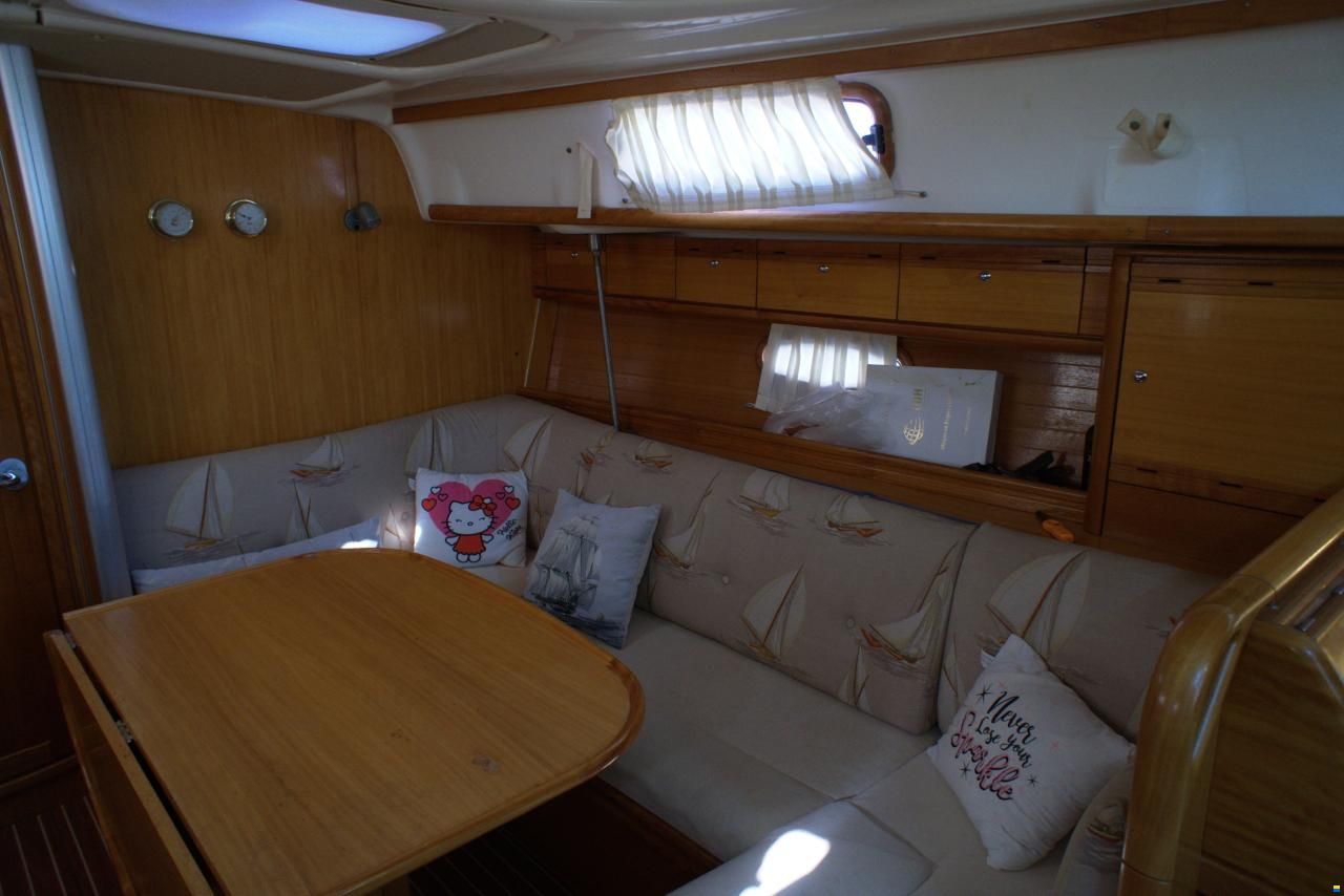 Bavaria 37 CRUISER