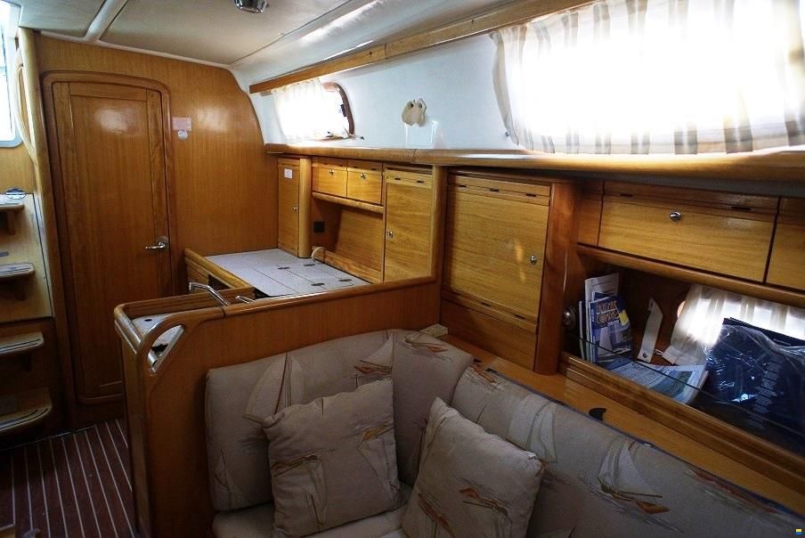 Bavaria 37 CRUISER