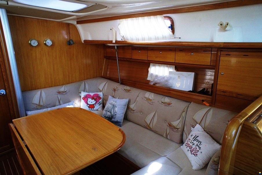 Bavaria 37 CRUISER
