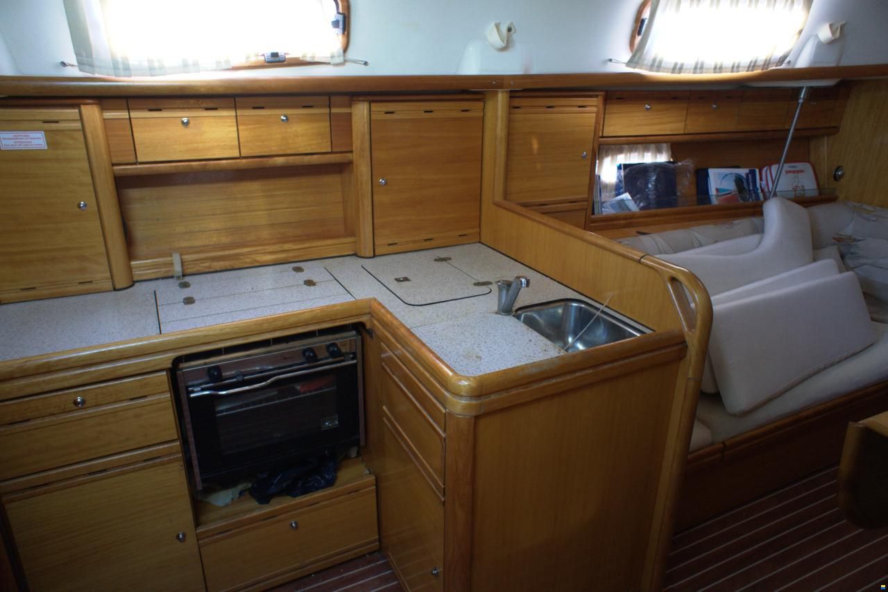Bavaria 37 CRUISER