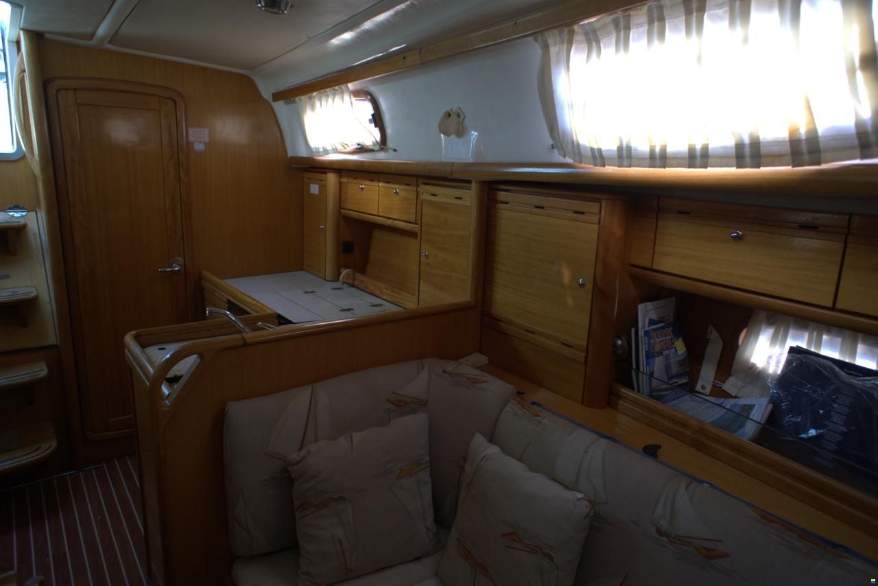 Bavaria 37 CRUISER