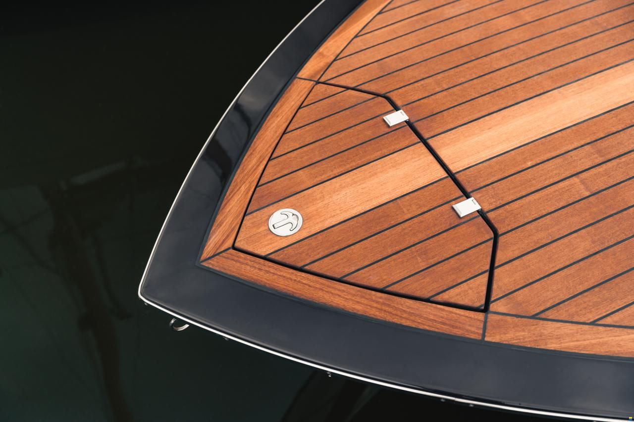 VTS Boats Flying Shark 5.7