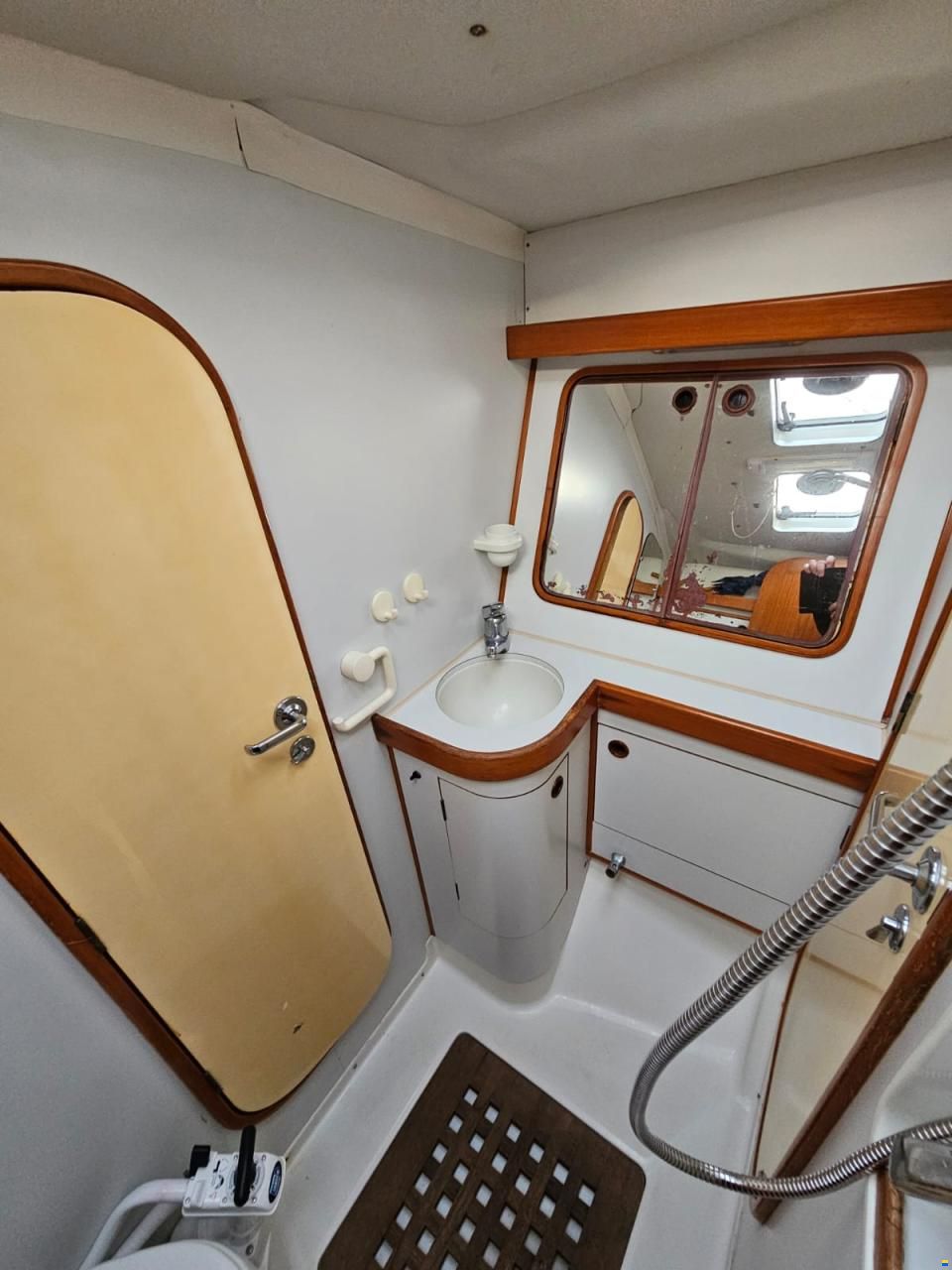 Beneteau First 51