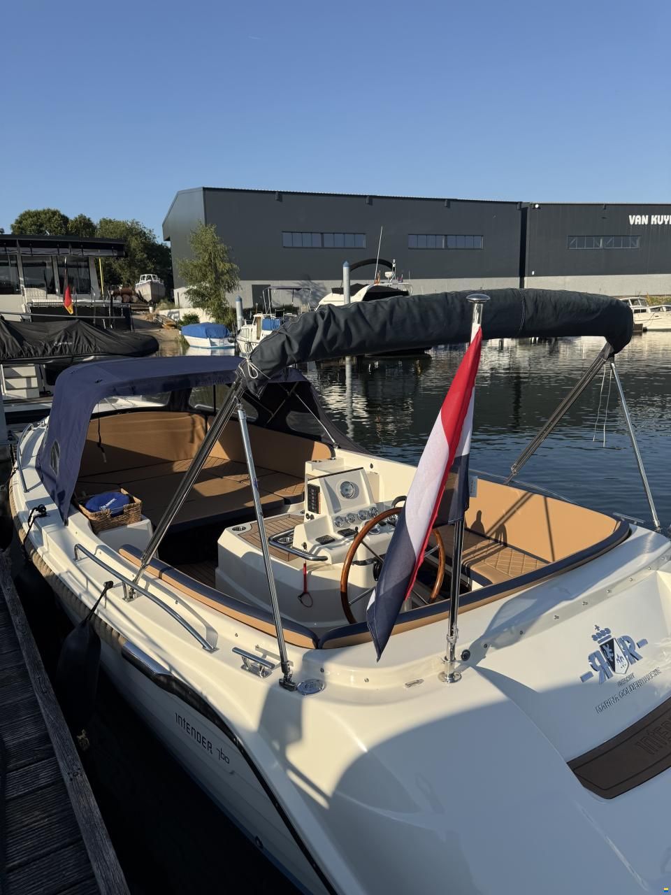 Interboat Intender 760