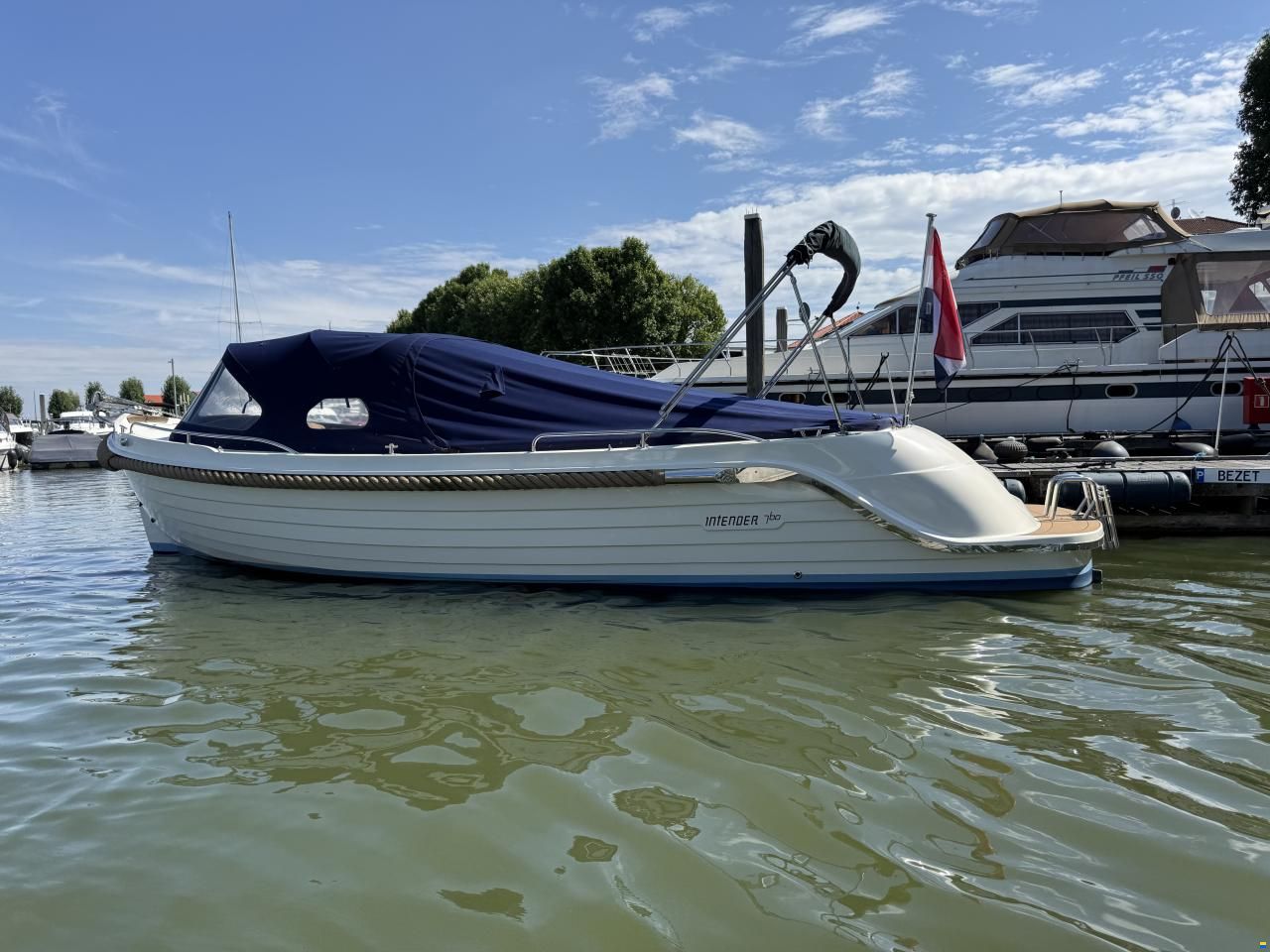 Interboat Intender 760 Sloep