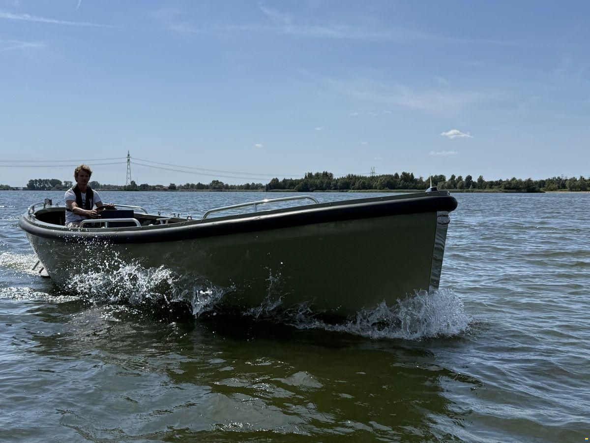 Stormer E-Lifeboat 75