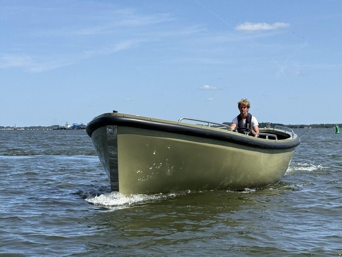Stormer E-Lifeboat 75