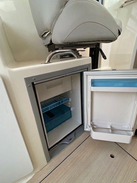 Quicksilver 705 Pilothouse m/Mercury F225 hk V6