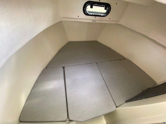 Quicksilver 705 Pilothouse m/Mercury F225 hk V6