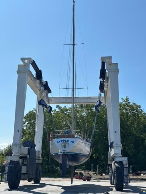 Nautors Swan 371