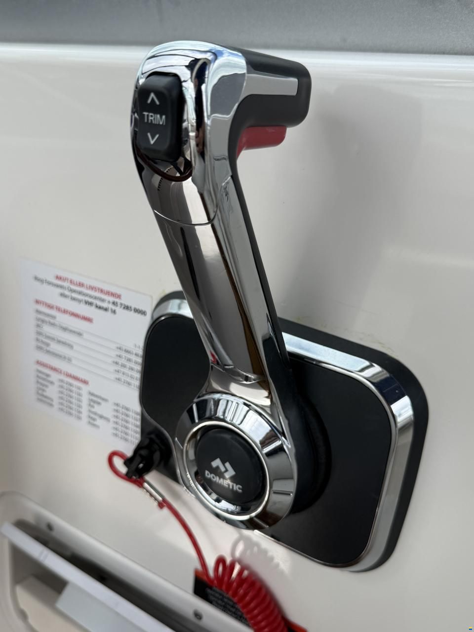 Chaparral 270 Signature